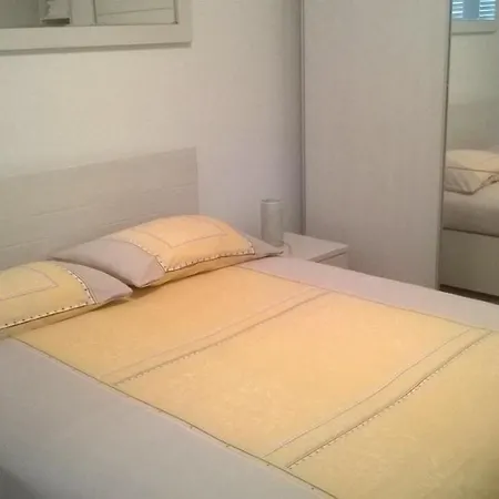 2 Bedroom - North Coast Croatia Appartement *